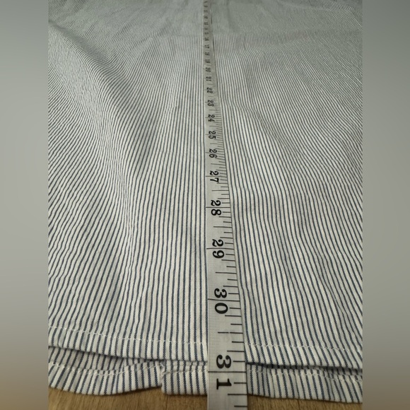 L.L. Bean Men's seersucker short sleeve - Picture 9 of 9